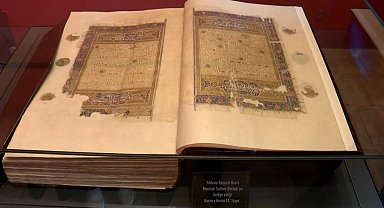 700 yıllık Berkuk Kur'an-ı Kerim'i Bursa'da