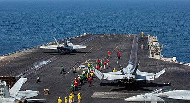 ABD: USS Abraham Lincoln uçak gemisi vurulmadı
