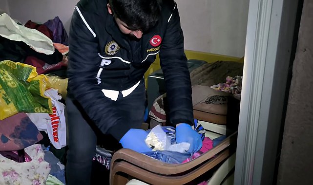 Adana'da 335 bin uyuşturucu hap ele geçirildi; 10 gözaltı