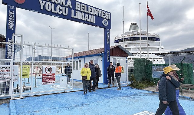 Amasra'ya kruvaziyerle 2026 yılının ilk turistleri geldi