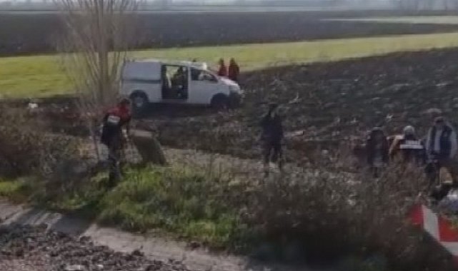 Amasya'da minibüs tarlaya uçtu; 8 yaralı