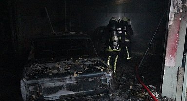 Antalya'da araç boyama atölyesindeki yangın, bitişikteki iş yerine sıçradı