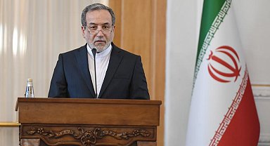 Arakçi: İran, istikrarı yeniden sağlamaya katkıda bulunacak her türlü ciddi çabaya açık