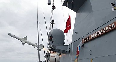 ATMACA gemisavar füzesi, hedefi tam isabetle vurdu