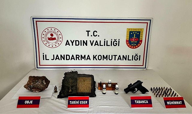Aydın'da tarihi eser operasyonu; deri üzerine altın işlemeli tılsım kitabı ele geçirildi
