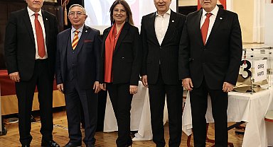 Aykutalp Derkan, Galatasaray Divan Kurulu Başkanlığı'na yeniden seçildi