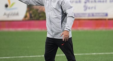 Ayvalıkgücü'nün gözü Karşıyaka'da