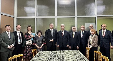 Bakan Bolat, AB Ticaret ve Ekonomik Güvenlik Komiseri Sefcovic ile bir araya geldi