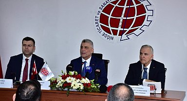 Bakan Bolat: İhracatımız geçen yıl sonunda 400 milyar dolara yaklaştı