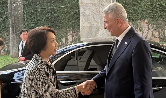 Bakan Bolat, Singapur Sürdürülebilirlik ve Çevre Bakanı Grace Fu ile görüştü