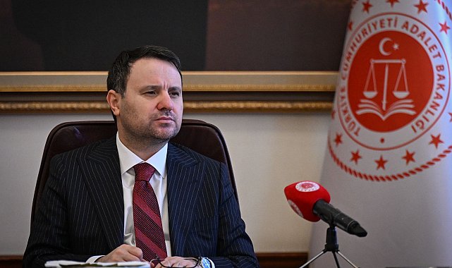 Bakan Gürlek: 10 yılı doldurmayan bir hakim, ticaret mahkemesi başkanı olmayacak