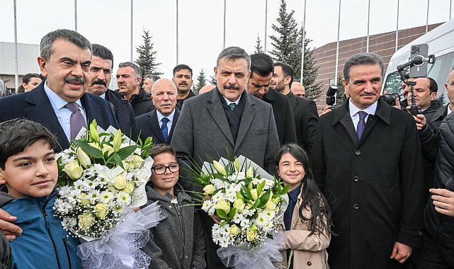 Bakan Tekin'den CHP'ye Tosun Paşa filmi benzetmesi