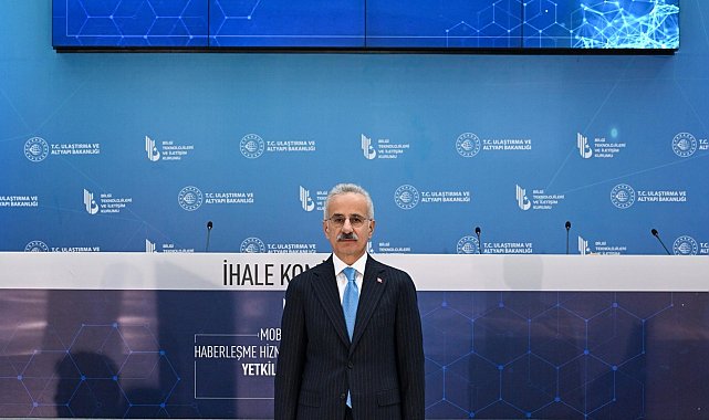 Bakan Uraloğlu: 5G hizmetlerini 2 yıl içinde ülkemizin her noktasında hizmete sunmayı hedefliyoruz