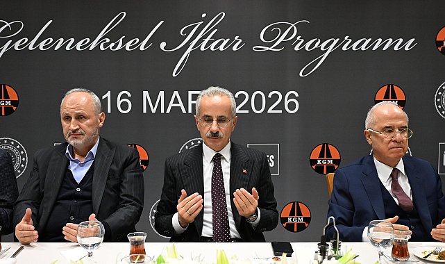 Bakan Uraloğlu, inşaat sanayicileri işverenleri ile iftarda bir araya geldi