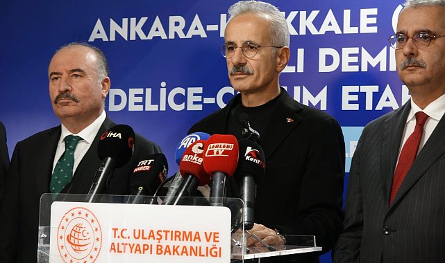 Bakan Uraloğlu'ndan 'Süper Hızlı Tren' müjdesi; Ankara-İstanbul arası 80 dakikaya düşüyor