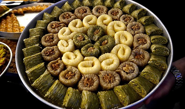 Baklavada çeşit zenginleşti, bayramda en çok hafif tatlılar tercih ediliyor
