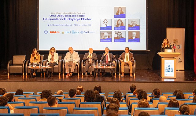 BAU'da 'Orta Doğu'daki Jeopolitik Gelişmelerin Türkiye'ye Etkileri' paneli düzenlendi