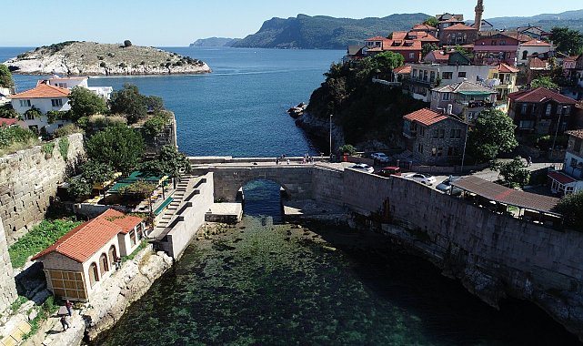 Bayram tatilinde 6 bin nüfuslu ilçeye 56 bin kişi geldi