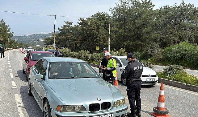Bodrum'a son 24 saatte 25 bin araç giriş yaptı