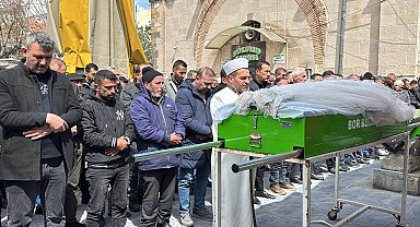 Boşanma aşamasındaki eşinin öldürdüğü Zeliha toprağa verildi