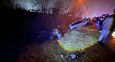 Çarpışan otomobiller kanala devrildi: 6 yaralı