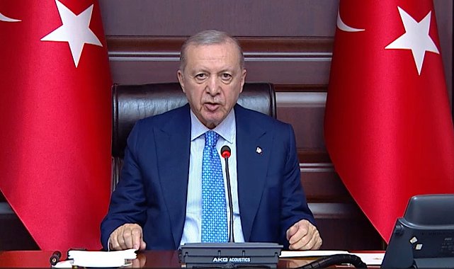 Cumhurbaşkanı Erdoğan, AK Parti teşkilatlarının bayramını kutladı