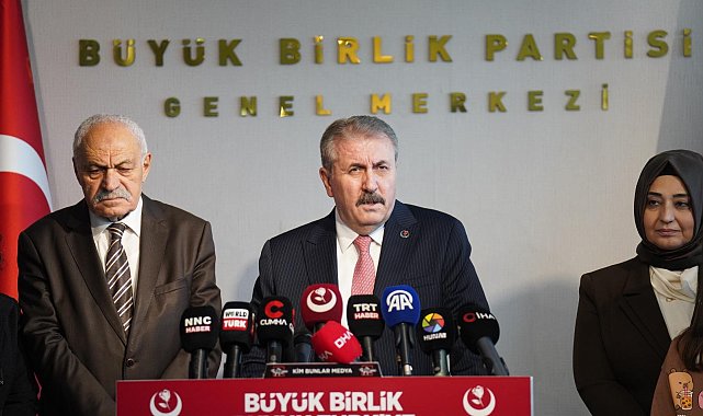 Destici: İran'da öldürülen kız çocuklarını hiç kimse unutmayacak