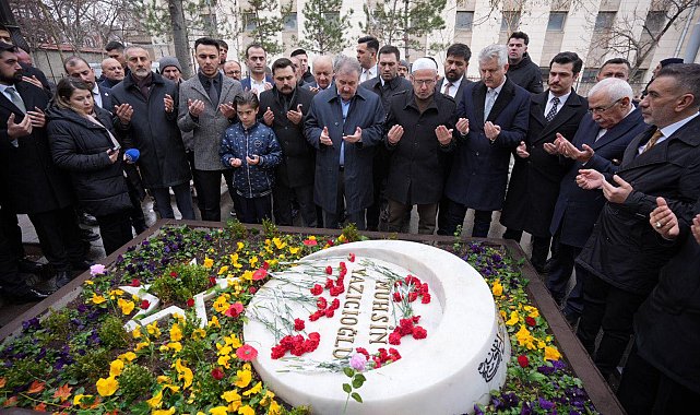 Destici, Yazıcıoğlu'nun kabrini ziyaret etti