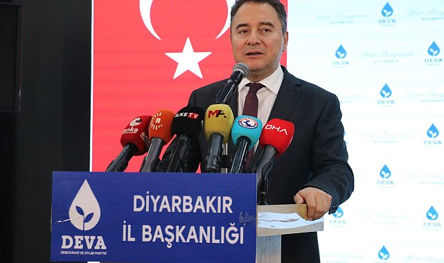 DEVA Partisi Genel Başkanı Babacan Diyarbakır'da