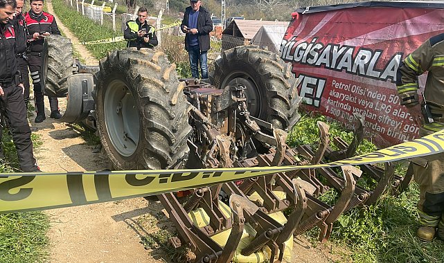 Devrilen traktörün altında kalan sürücü öldü