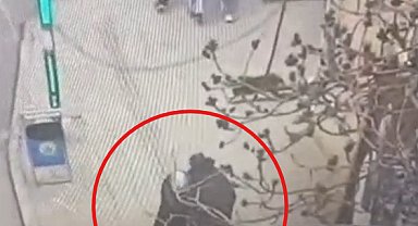 Dilencilik bahanesiyle çantanın kulpunu kesip cüzdan yağmalayan şüpheli tutuklandı