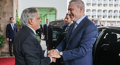 Dışişleri Bakanı Fidan, Pakistan Dışişleri Bakanı Dar ile bir araya geldi