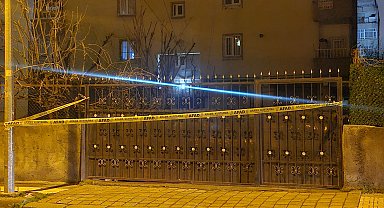 Diyarbakır'da kolonlarından ses gelen binadaki 51 kişi tahliye edildi