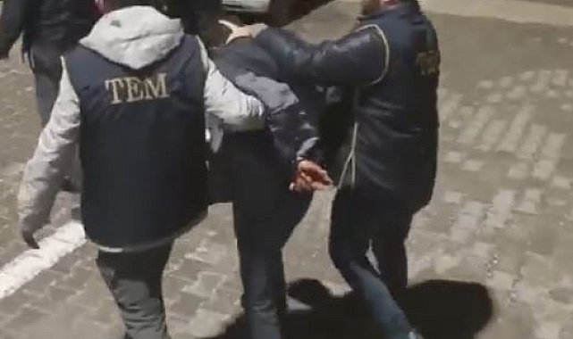 Diyarbakır'da Nevruz etkinliğinde terör örgütü pankartı açan 6 şüpheli gözaltına alındı