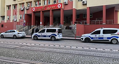 Duruşmada cinsel istismarla suçladığı kişiyi, adliye önünde öldürdü