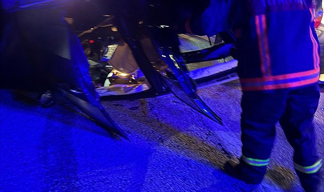 Elazığ'da iki otomobil çarpıştı: 7 yaralı