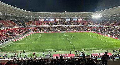 Gaziantep FK - Fenerbahçe maçı gecikmeli başlayacak