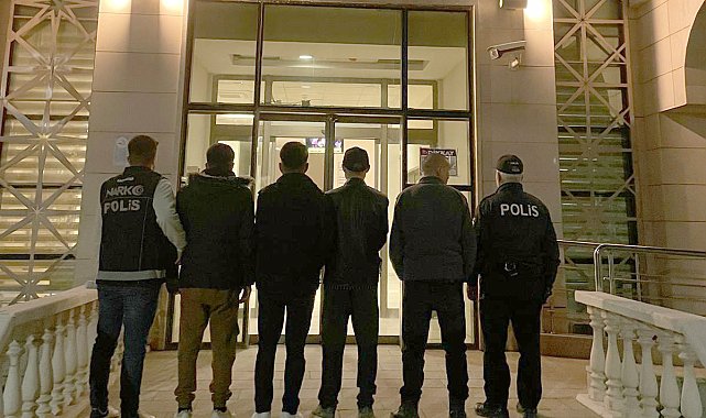 Gaziantep'te takside 4 kaçak göçmen yakalandı