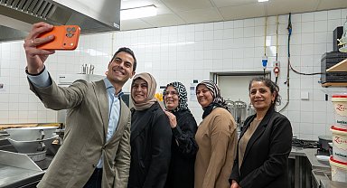 Hollanda Başbakanı Jetten, iftara katıldı