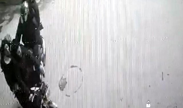 İki motosikletin çarpıştığı kaza sonrası bıçaklı kavga: 1 yaralı