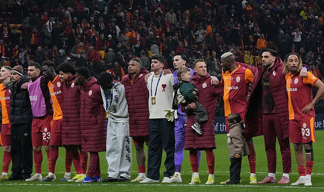 İngiliz basınından Galatasaray'a övgü, Liverpool'a eleştiri