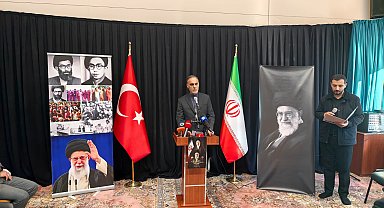 İran Büyükelçiliği, Hamaney için anma töreni düzenledi