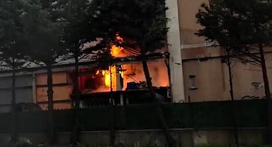 İstanbul- Arnavutköy'de fabrikada çıkan yangın söndürüldü