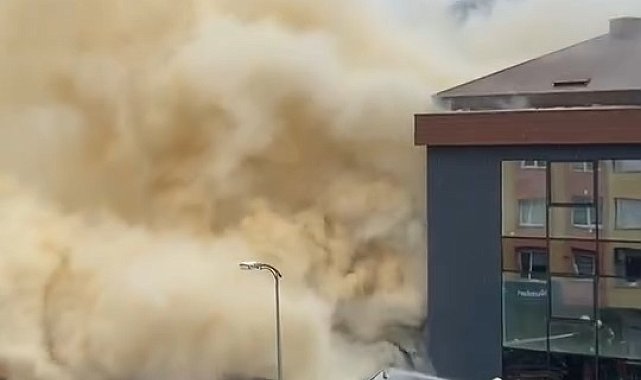 İstanbul - Ataşehir'de 2 katlı iş yerinde çıkan yangın söndürüldü