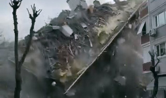 İstanbul- Avcılar'da 5 katlı bina yıkım sırasında çöktü