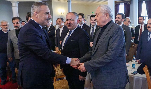 İstanbul - Bakan Fidan, Filistin'e Destek Platformu üyeleriyle bir araya geldi