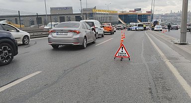 İstanbul - Esenyurt'ta kayganlaşan yolda düşen motosikletli öldü