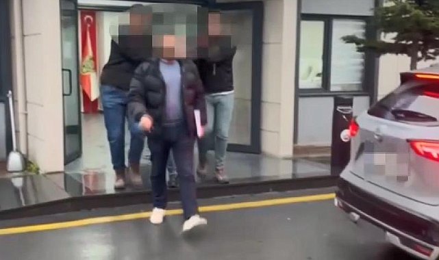 İstanbul - Fatih'te boşanma aşamasındaki eşini öldürdükten sonra evi ateşe veren şüpheli adliyeye sevk edildi
