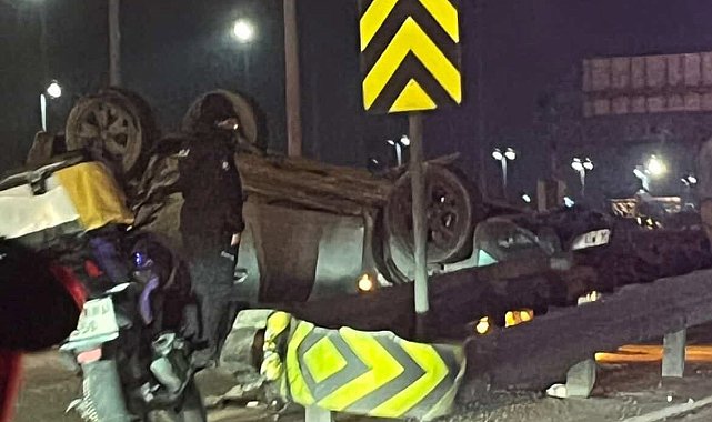 İstanbul - Fatih'te cipin bariyerlere çarptığı anlar kamerada