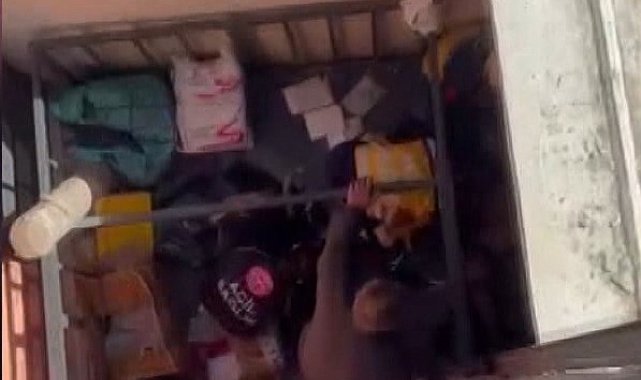İstanbul - Güngören'de yük taşıma sepeti 1'inci kattan düştü; işçi yaralandı